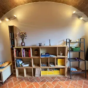 Alle Volte Di San Lorenzo , Pisa Italia